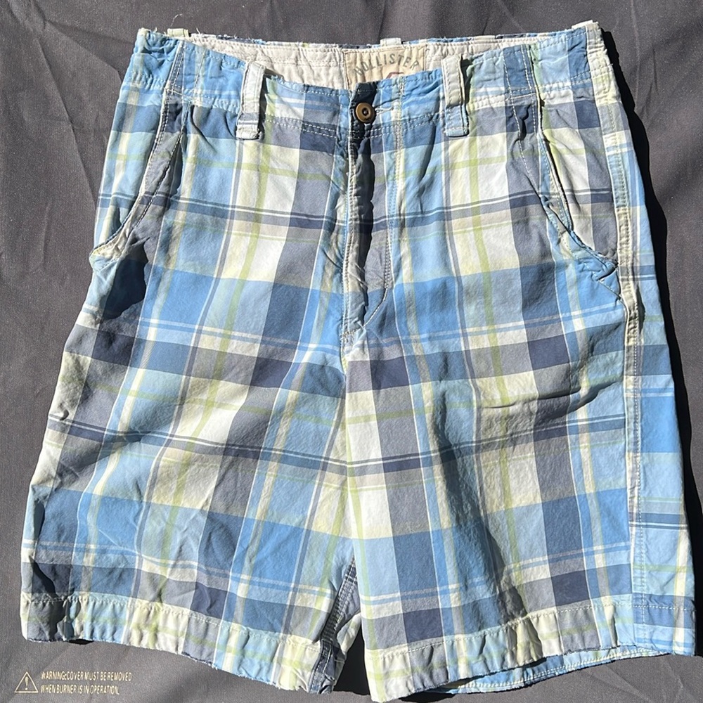 Men’s Hollister shorts